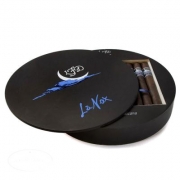 ������ La Flor Dominicana La Nox Toro