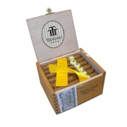 ������ Trinidad Reyes - 24 ��